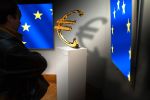 EU-Kommission mit Euro-Symbol